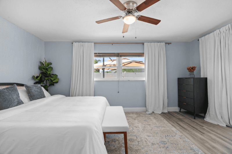 Tampa House: 8402 Lava Pl