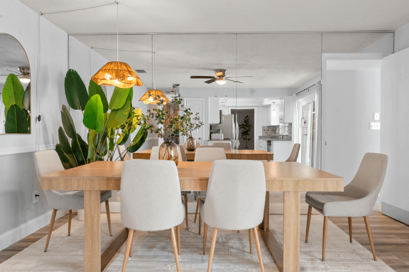 Tampa House: 8402 Lava Pl