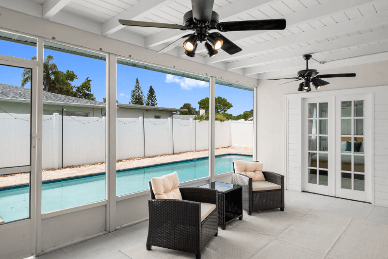 Tampa House: 8402 Lava Pl