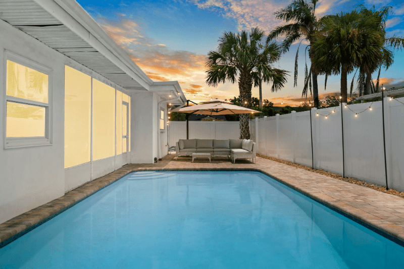Tampa House: 8402 Lava Pl