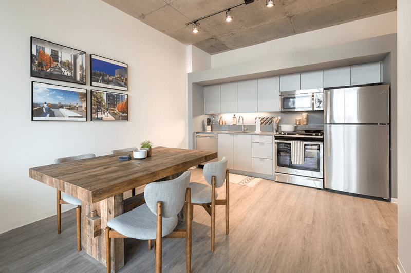 Chicago Condo: 2295 N Milwaukee