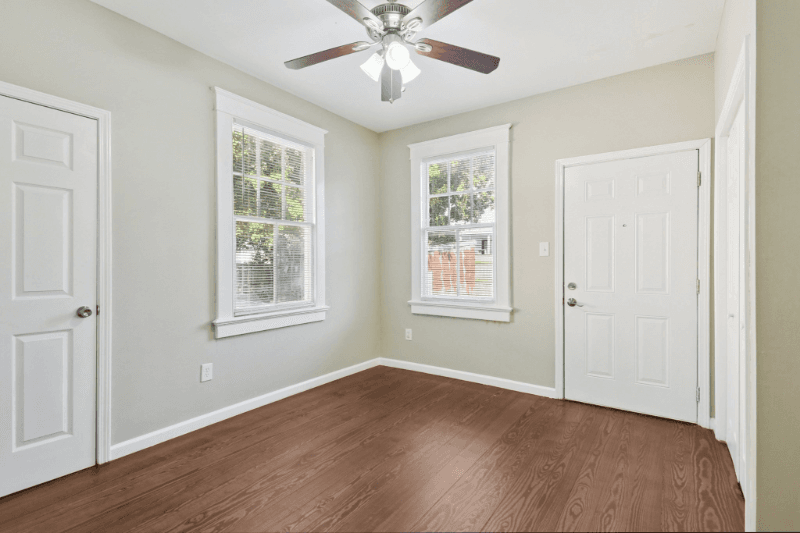 New Orleans Multiplex: 615-17 S Hennessey Street