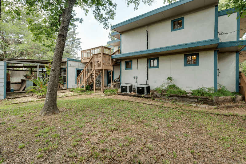 GRAPEVINE House: 1301 DUBLIN ST