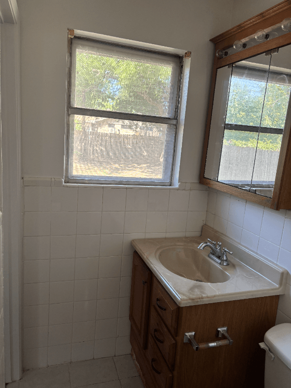 Waco House: 1000 N. 58th Street