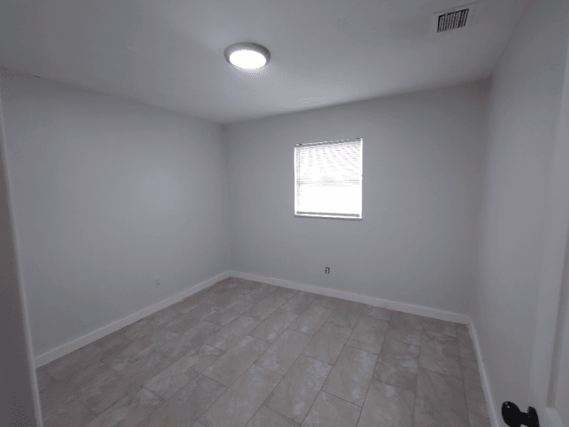 Tampa House: 9402 N. 15th St