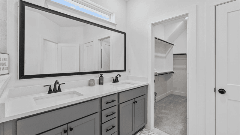 Cypress Single Room: 15147 Colorado Bend Park Drive
