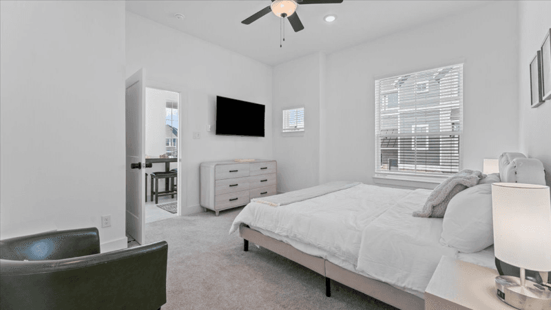 Cypress Single Room: 15147 Colorado Bend Park Drive