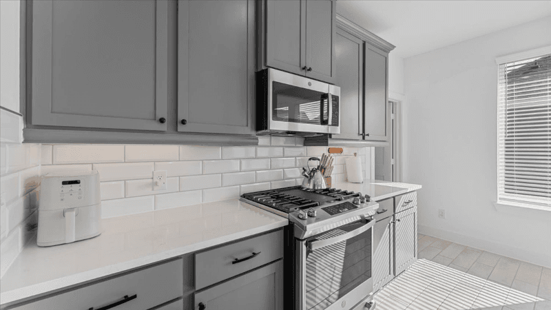 Cypress Single Room: 15147 Colorado Bend Park Drive