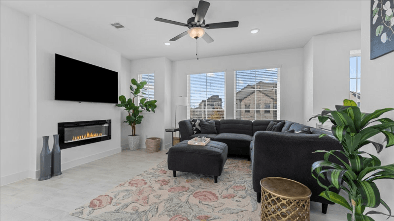 Cypress Single Room: 15147 Colorado Bend Park Drive