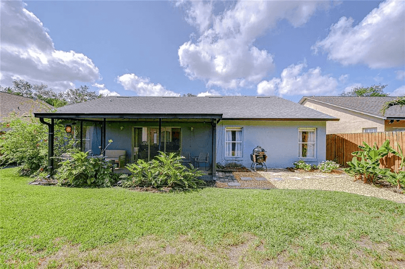 Riverview House: 7107 Colonial Lake Dr