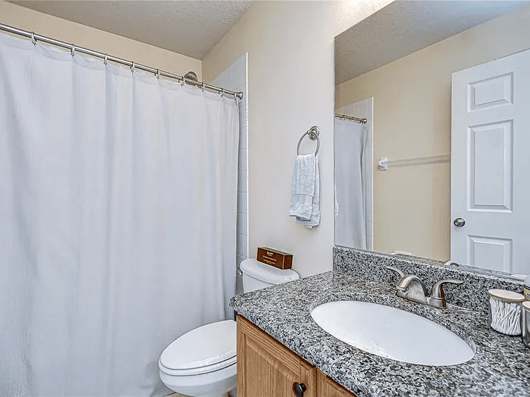 Riverview House: 7107 Colonial Lake Dr