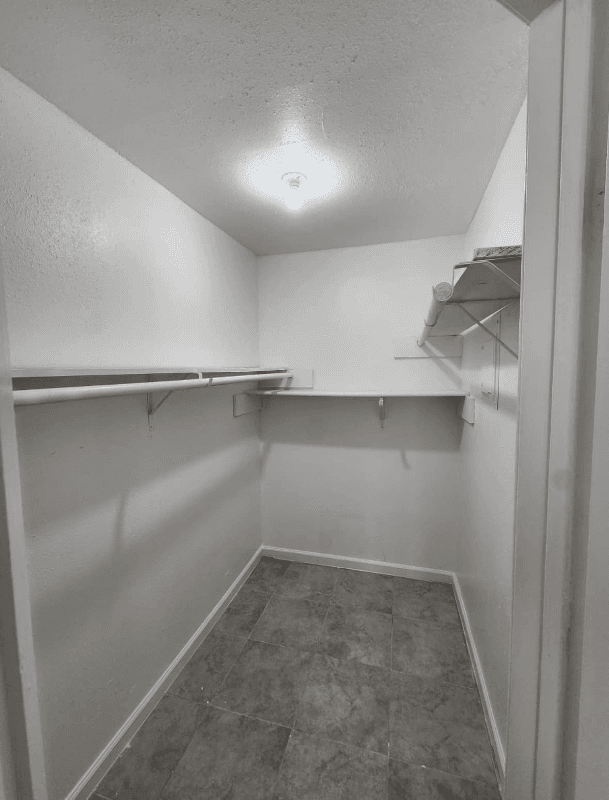 Houston Apartment: 10110 Forum Park Dr
