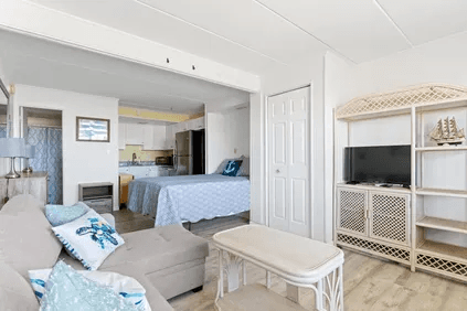 Ocean City Apartment: 3010 Philadelphia Ave