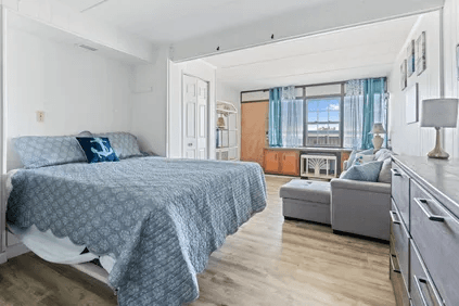 Ocean City Apartment: 3010 Philadelphia Ave