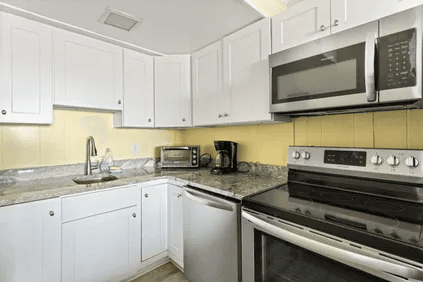 Ocean City Apartment: 3010 Philadelphia Ave