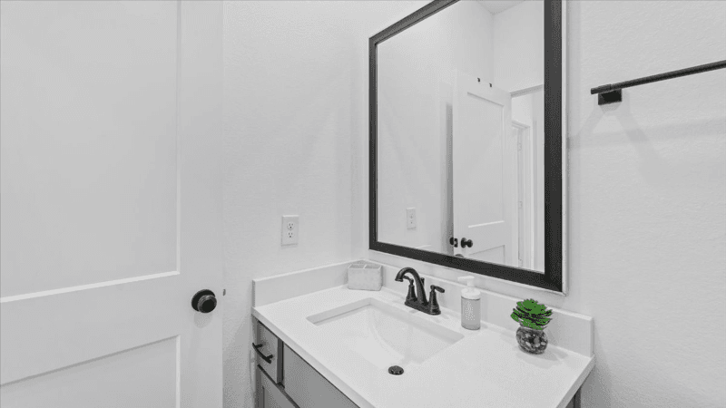 Cypress Single Room: 15147 Colorado Bend Park Drive
