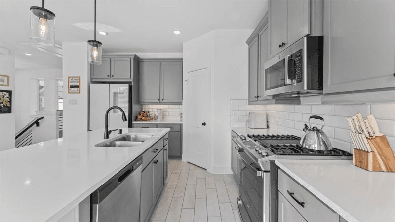 Cypress Single Room: 15147 Colorado Bend Park Drive