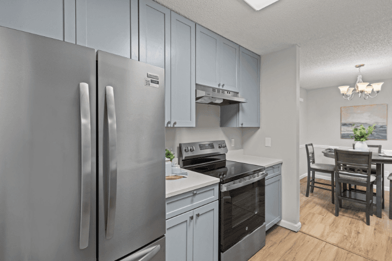 Brentwood House: 1607 Redbird Cove