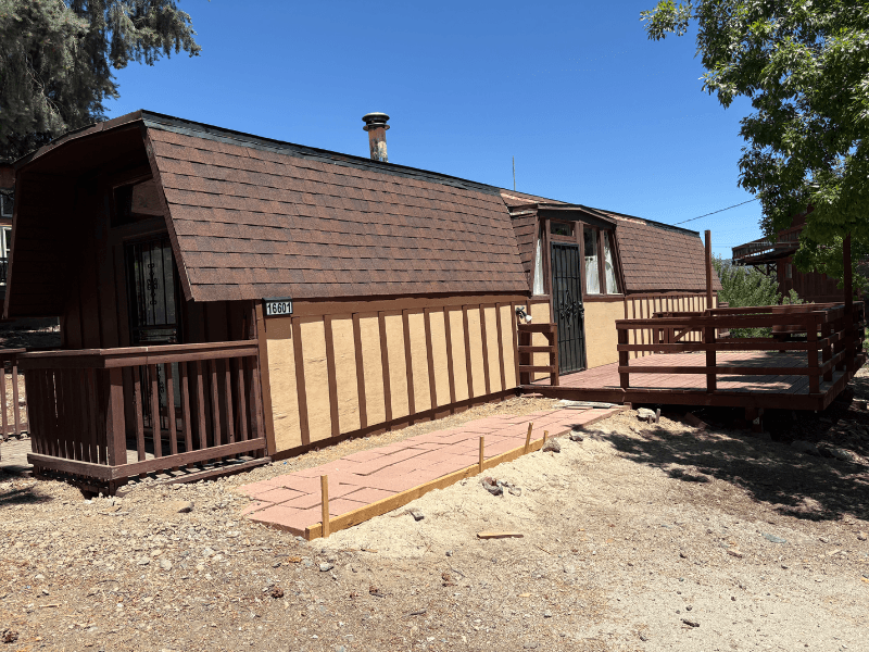 PINE MOUNTAIN CLUB House: 16601 Aleutian