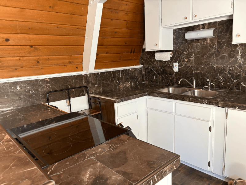 PINE MOUNTAIN CLUB House: 16601 Aleutian
