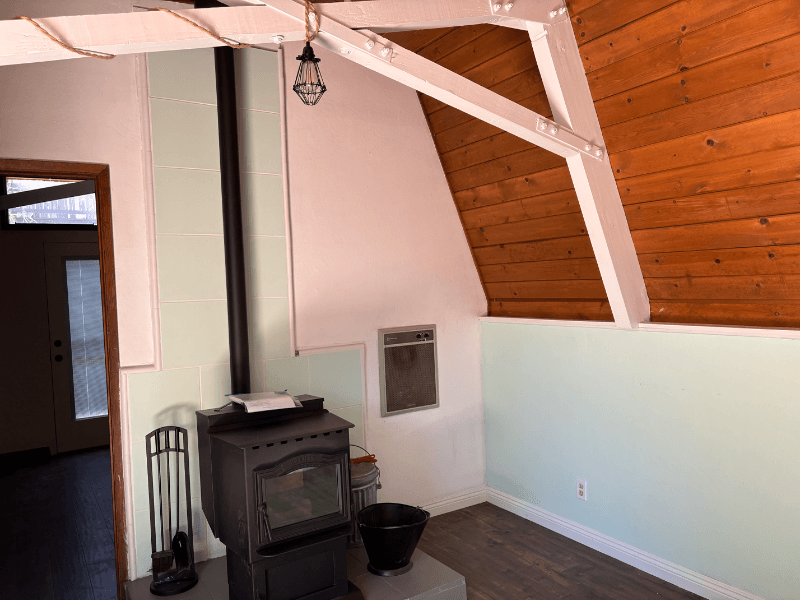 PINE MOUNTAIN CLUB House: 16601 Aleutian