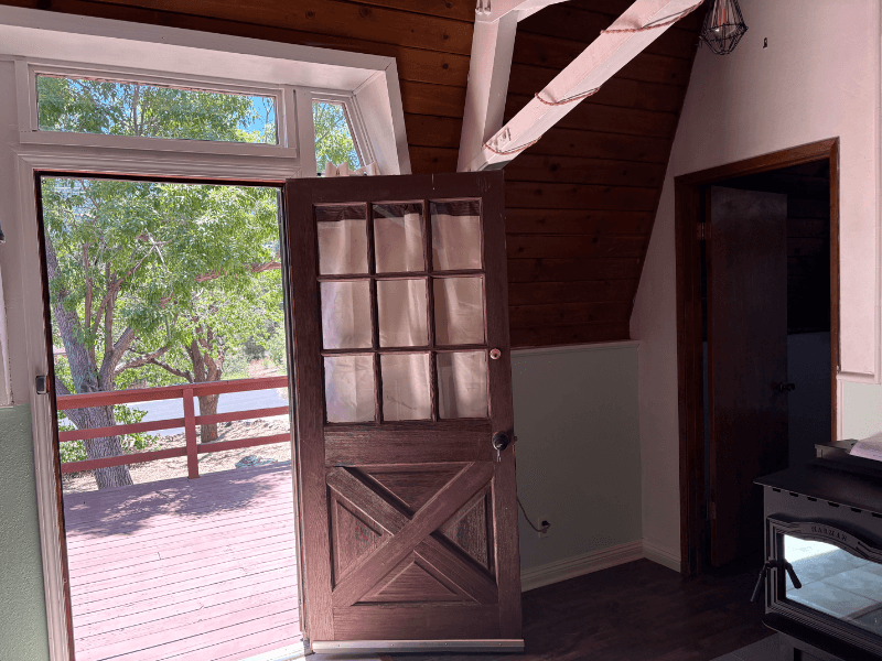 PINE MOUNTAIN CLUB House: 16601 Aleutian