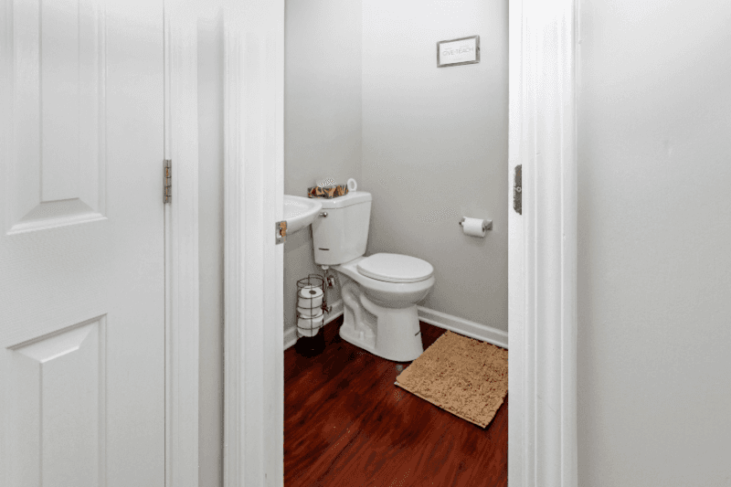 Cumming House: 4030 Ridgefair Dr,