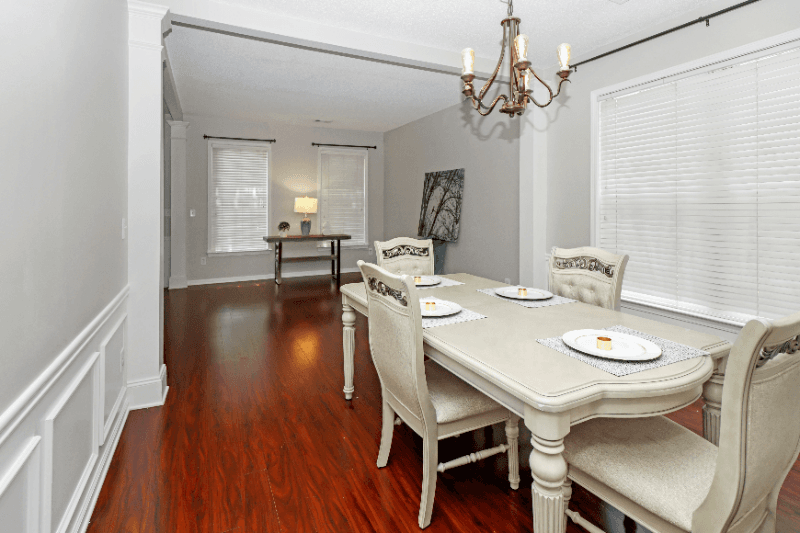 Cumming House: 4030 Ridgefair Dr,