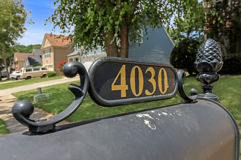 Cumming House: 4030 Ridgefair Dr,