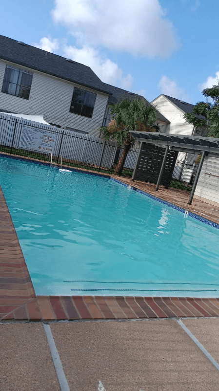 Houston Multiplex: WILCREST ARBOR TOWNHOMES 10901 Village Bend Ln