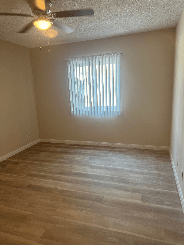 Sherman Oaks Apartment: 4450 Murietta Ave