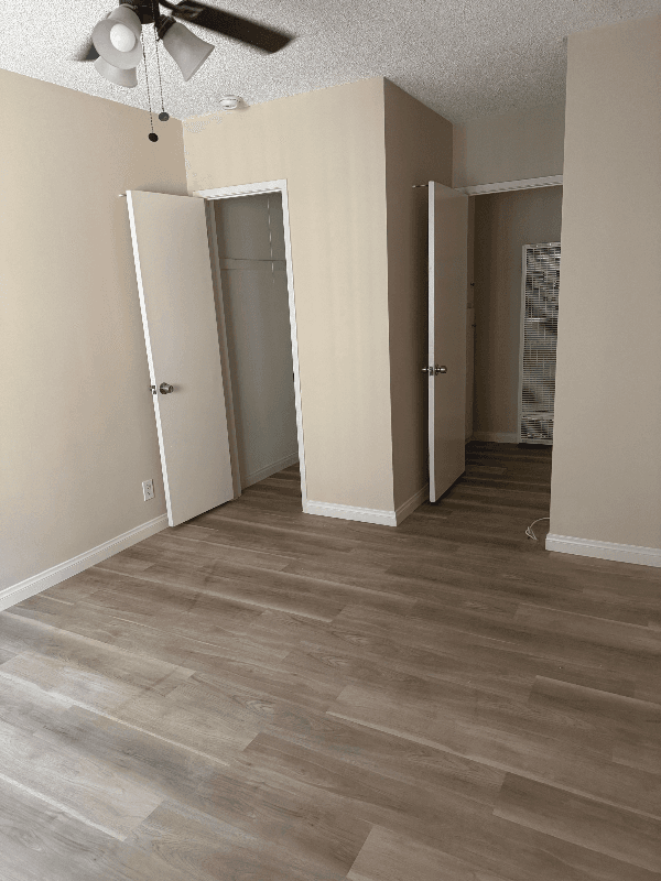 Sherman Oaks Apartment: 4450 Murietta Ave