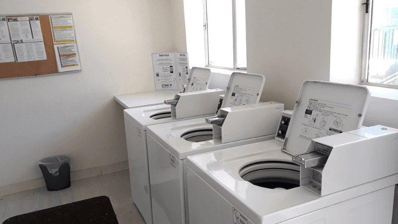Sherman Oaks Apartment: 4450 Murietta Ave