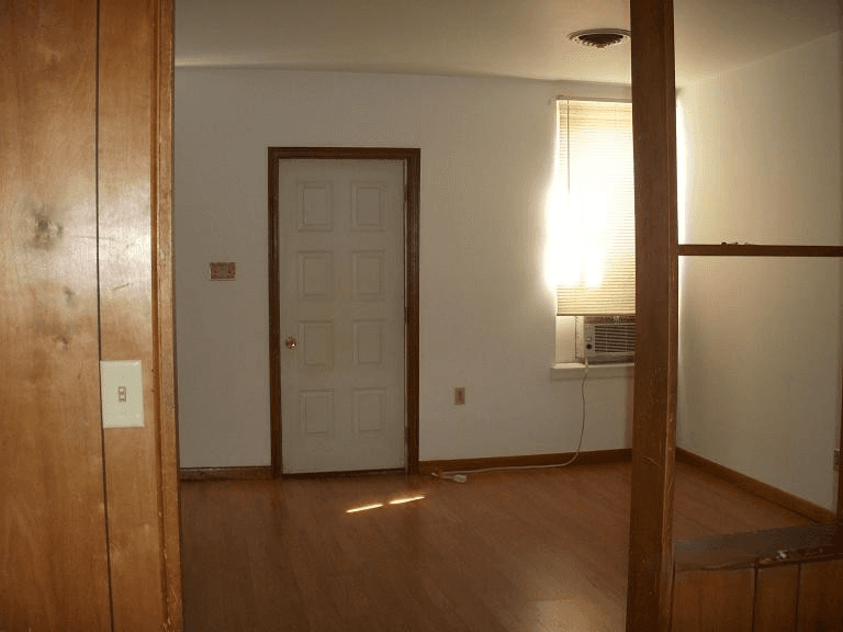 Nelsonville Townhome: 791 Walnut St