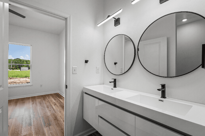 Monroe Townhome: 200 Coco Lane