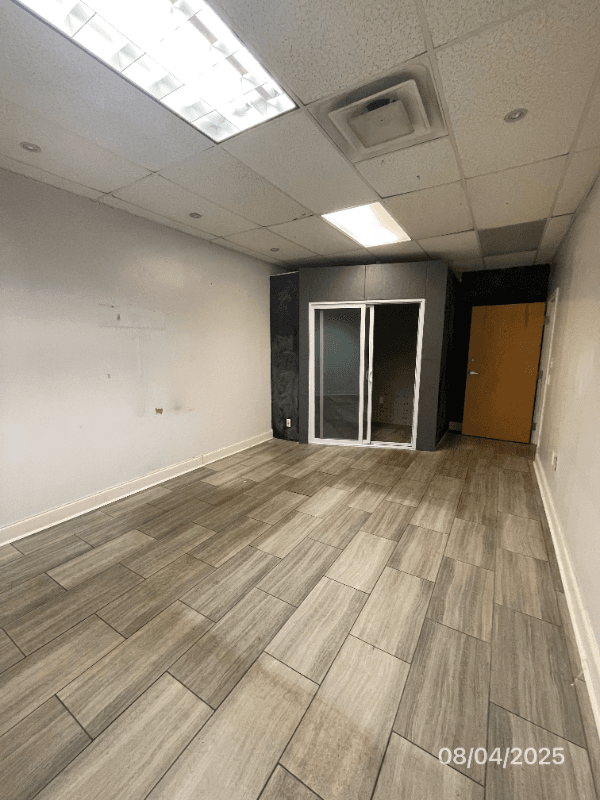 Atlanta Apartment: 3060 Pharr Court North, NW