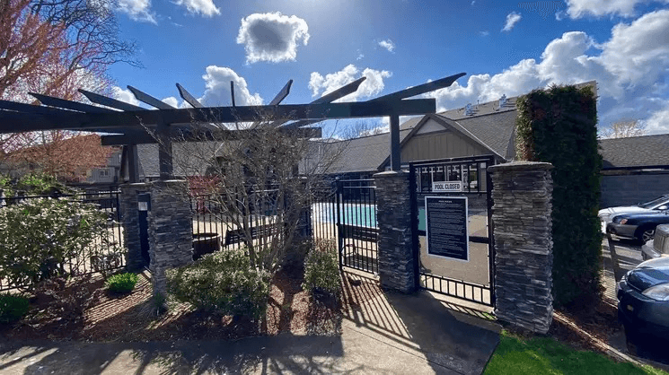 Hillsboro Condo: 792 NE Adwick Dr