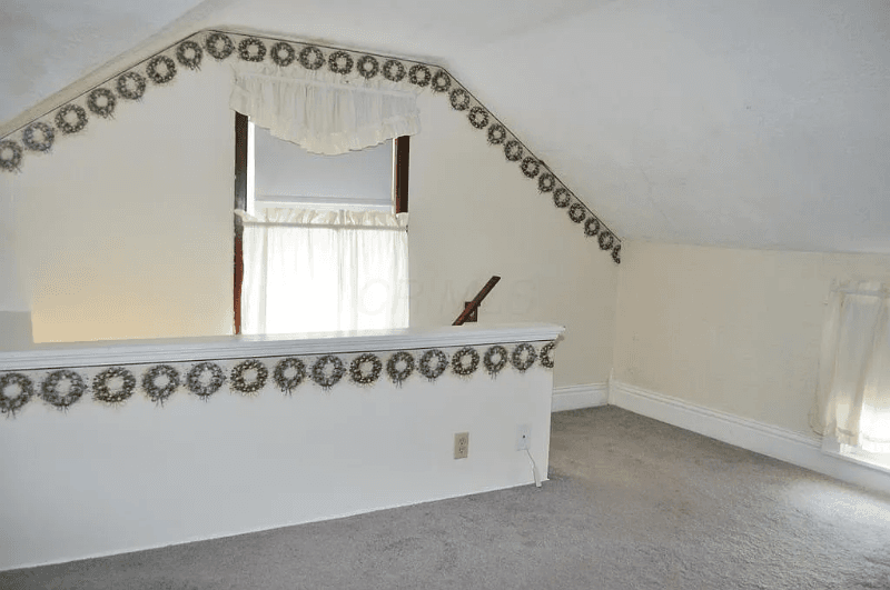 Baltimore House: 614 N Main St