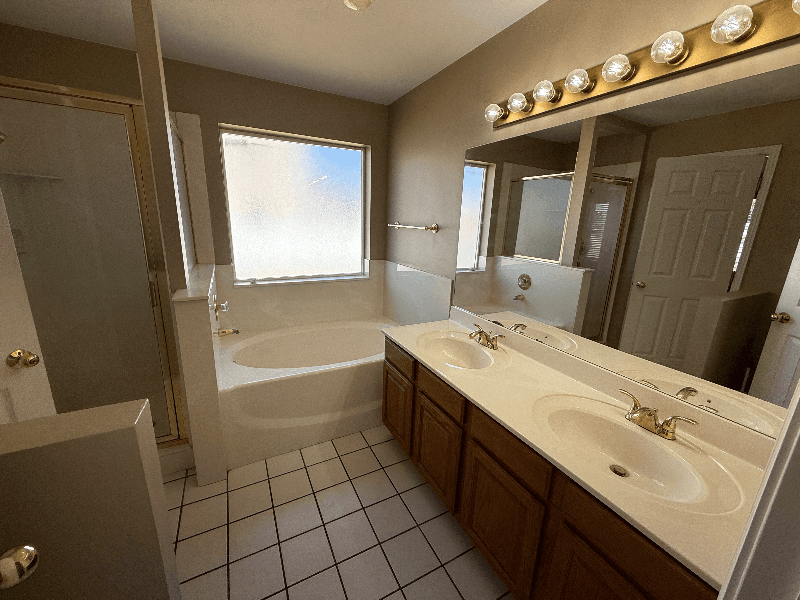 Riverdale House: 4091 S 1100 W
