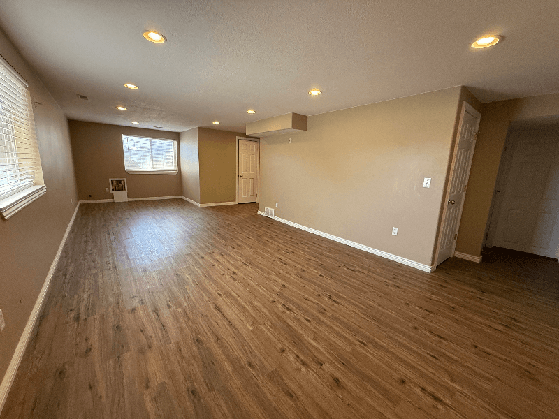 Riverdale House: 4091 S 1100 W