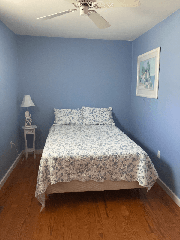 Hampton House: 15 Bragg Avenue