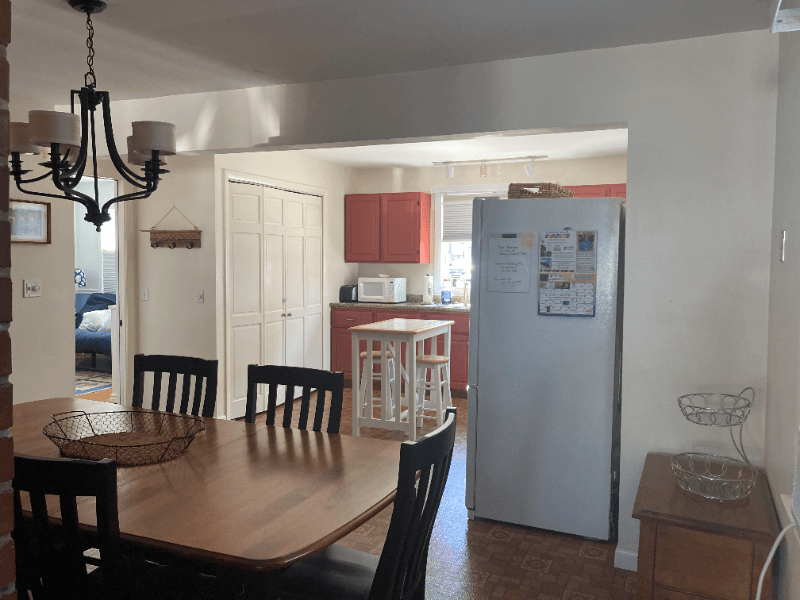 Hampton House: 15 Bragg Avenue