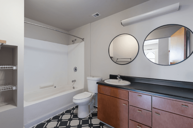 Saint Louis Apartment: 1006 Olive Street