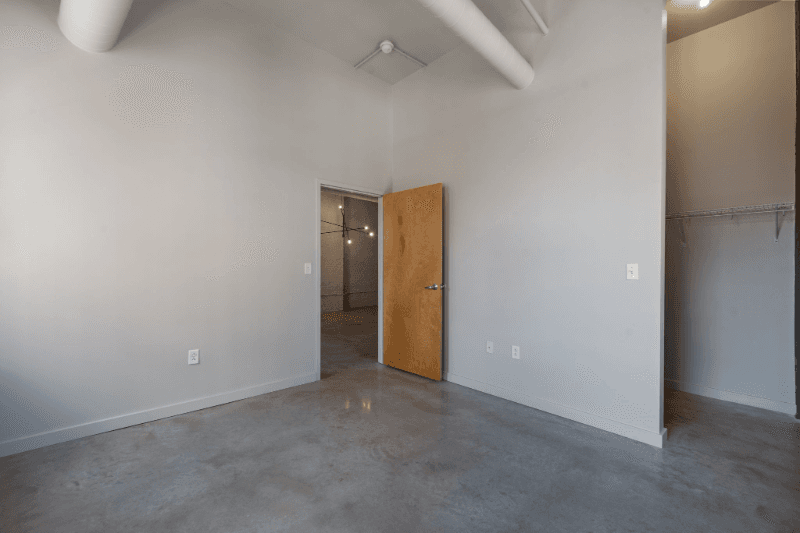 Saint Louis Apartment: 1006 Olive Street
