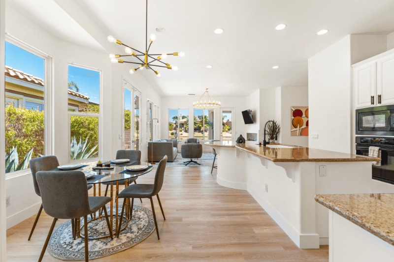 Rancho Mirage House: 65 Shoreline Drive