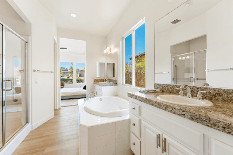 Rancho Mirage House: 65 Shoreline Drive