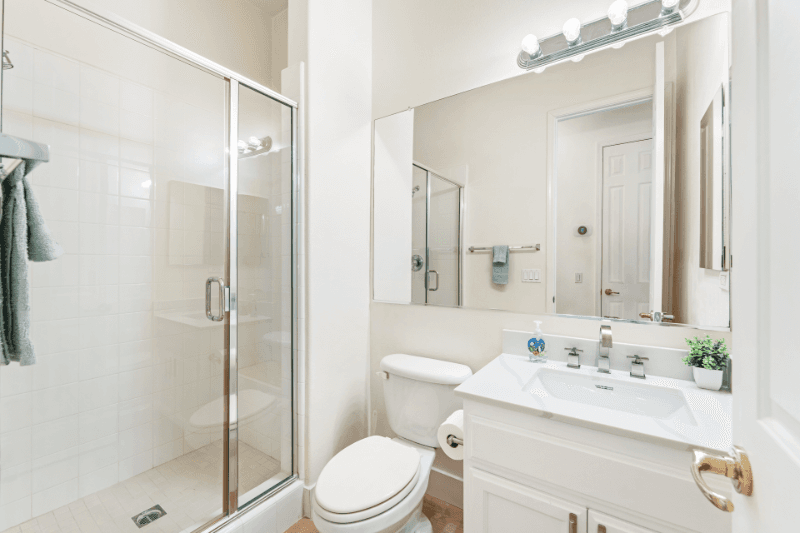 Rancho Mirage House: 65 Shoreline Drive