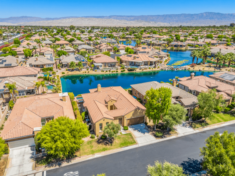 Rancho Mirage House: 65 Shoreline Drive