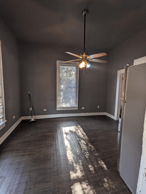 Denison Townhome: 225 W Monterey st