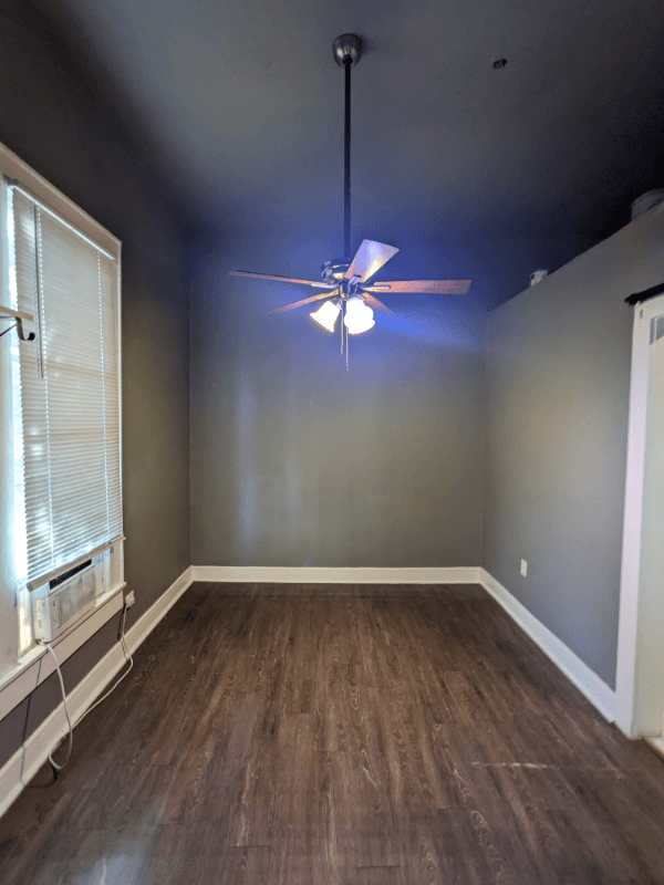 Denison Townhome: 225 W Monterey st